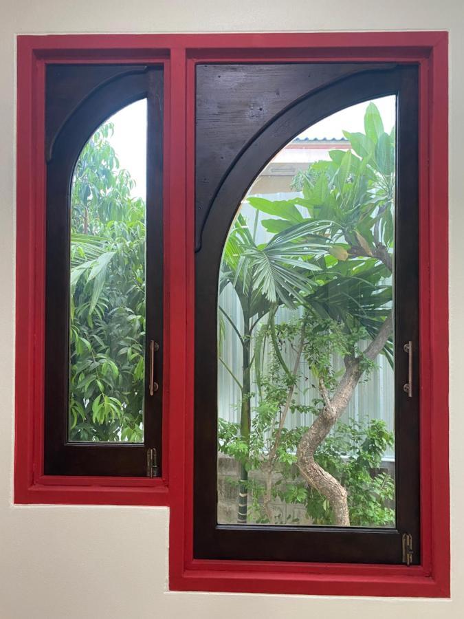 Dream House Lodge Sukhothai Bagian luar foto