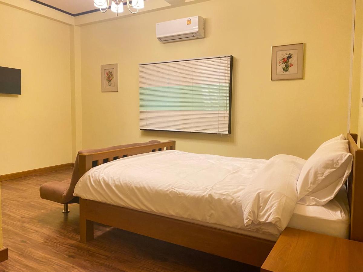 Dream House Lodge Sukhothai Bagian luar foto